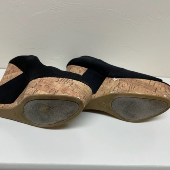 Mossimo Black Wedge Shoes – 6.5 - Picture 7 of 7